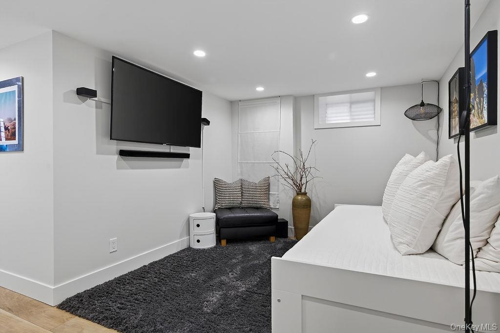 20 5th Street New Rochelle, NY 10801 - Photo 27 of 35 Gallery Image 27