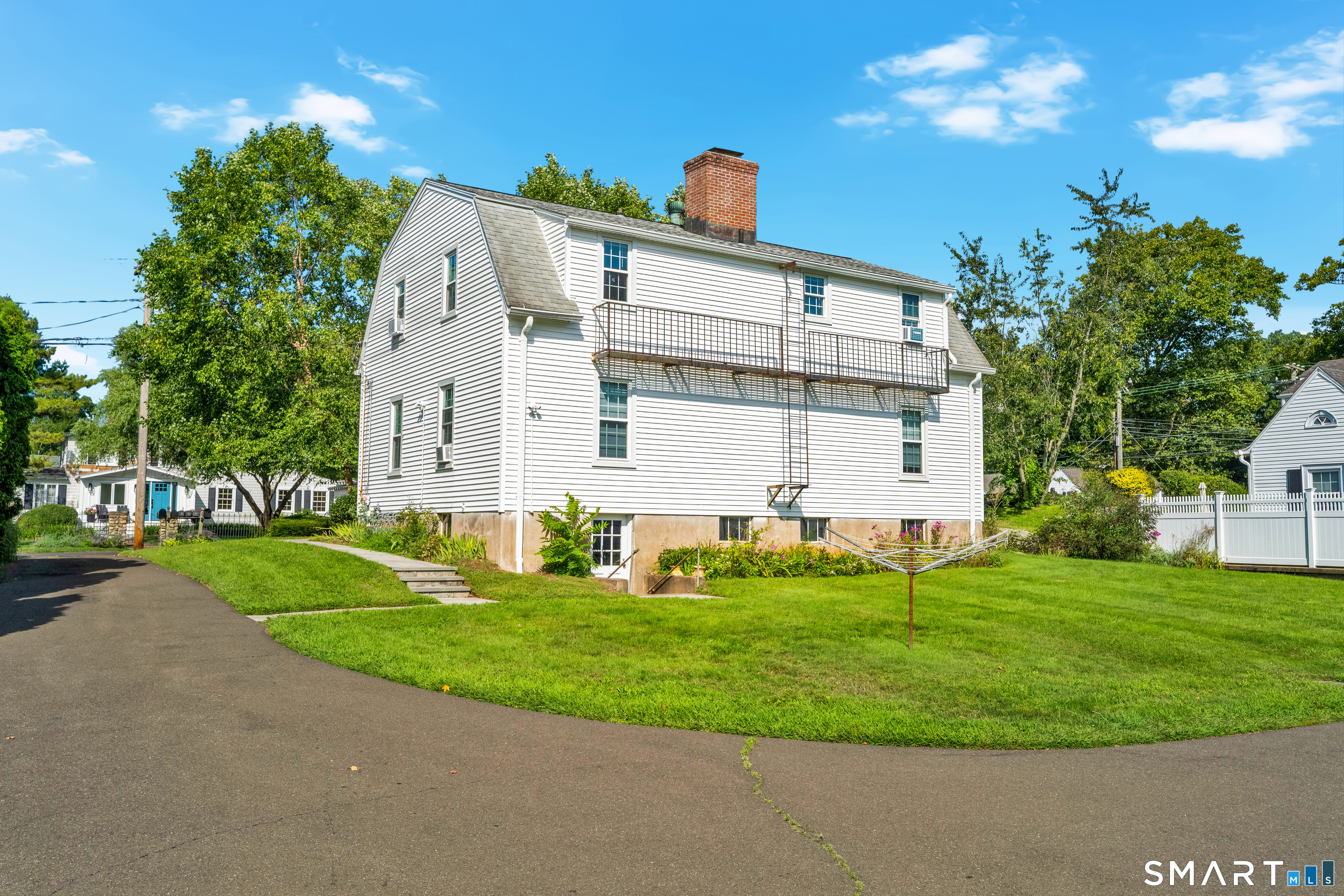 59 Spring Rock Road Branford, CT 06405 - Photo 6 of 38 Gallery Image 6