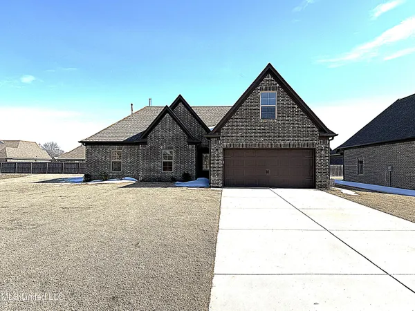 $309,900 | 6509 Carmel Point, Unit POINTE, Walls, MS 38680