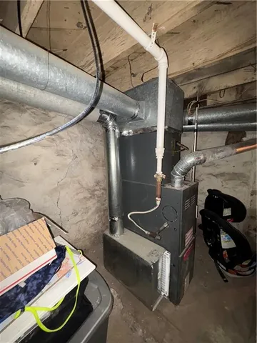 $98,500 | 1323 Van Brunt Boulevard, Kansas City, MO 64127