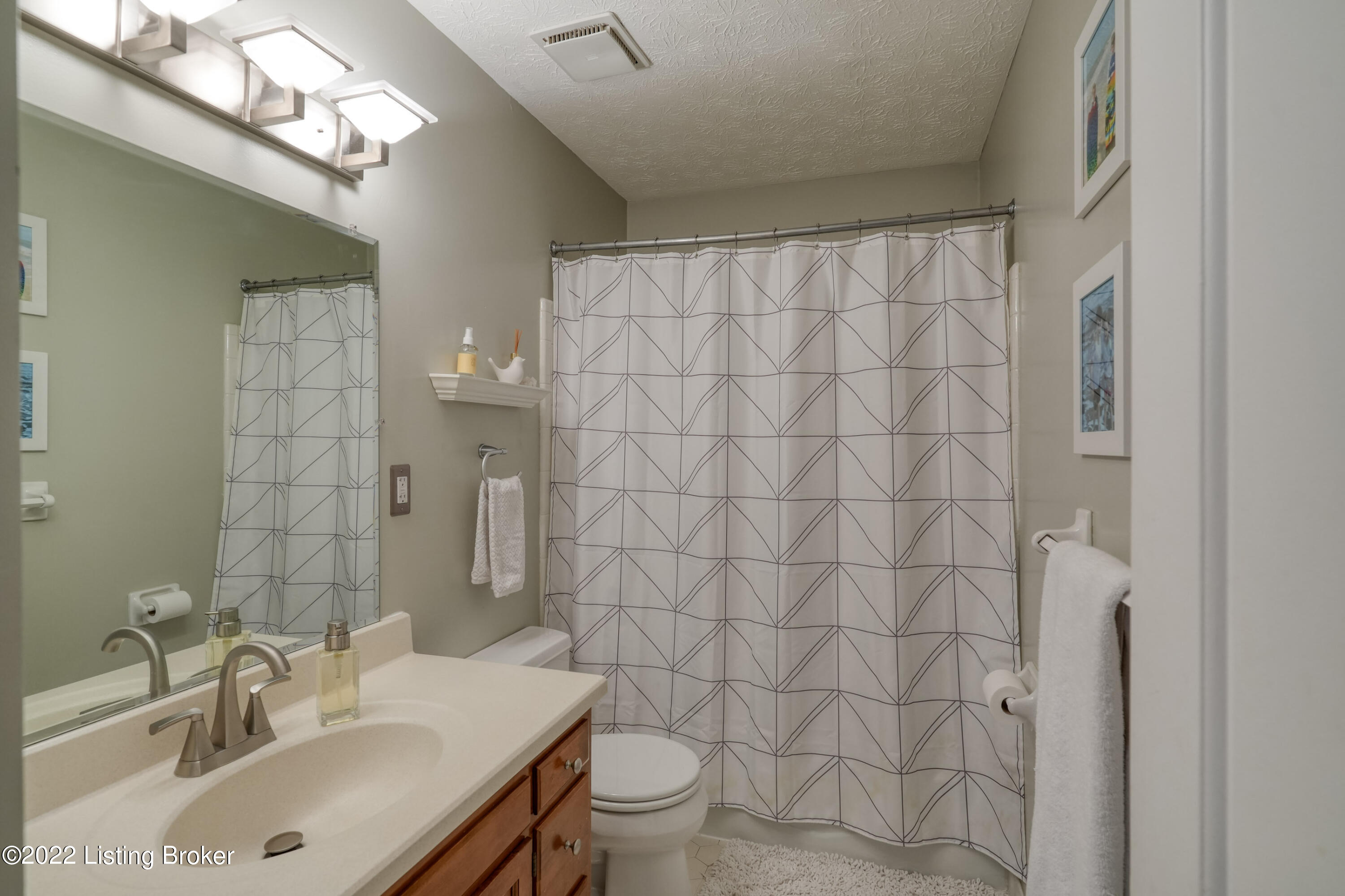 11 Denham Road Louisville, KY 40205 - Photo 33 of 52 041 - 20210915 708198