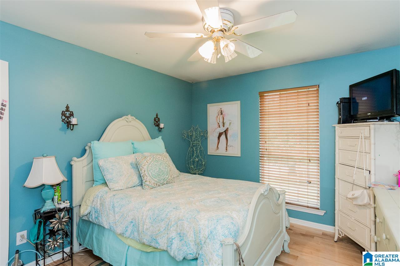 544 19th Street Calera, AL 35040 - Photo 8 of 33
