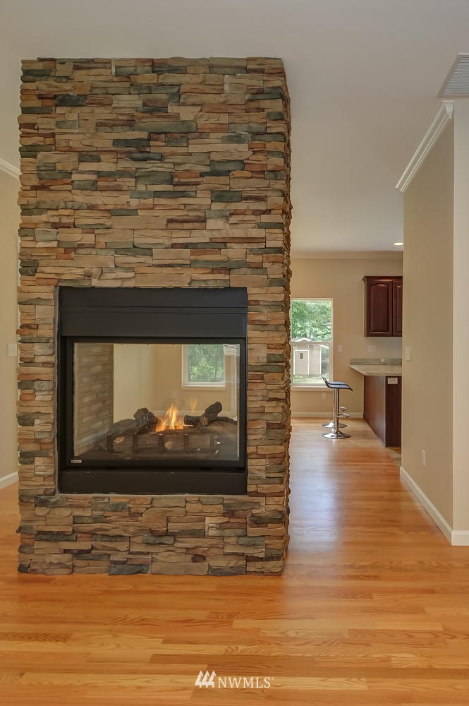 14521 156th Avenue Southeast Renton, WA 98059 - Photo 5 of 21