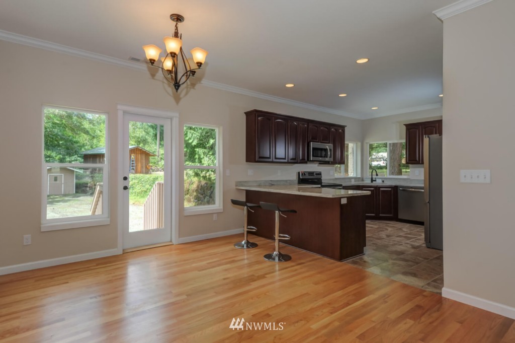 14521 156th Avenue Southeast Renton, WA 98059 - Photo 7 of 21
