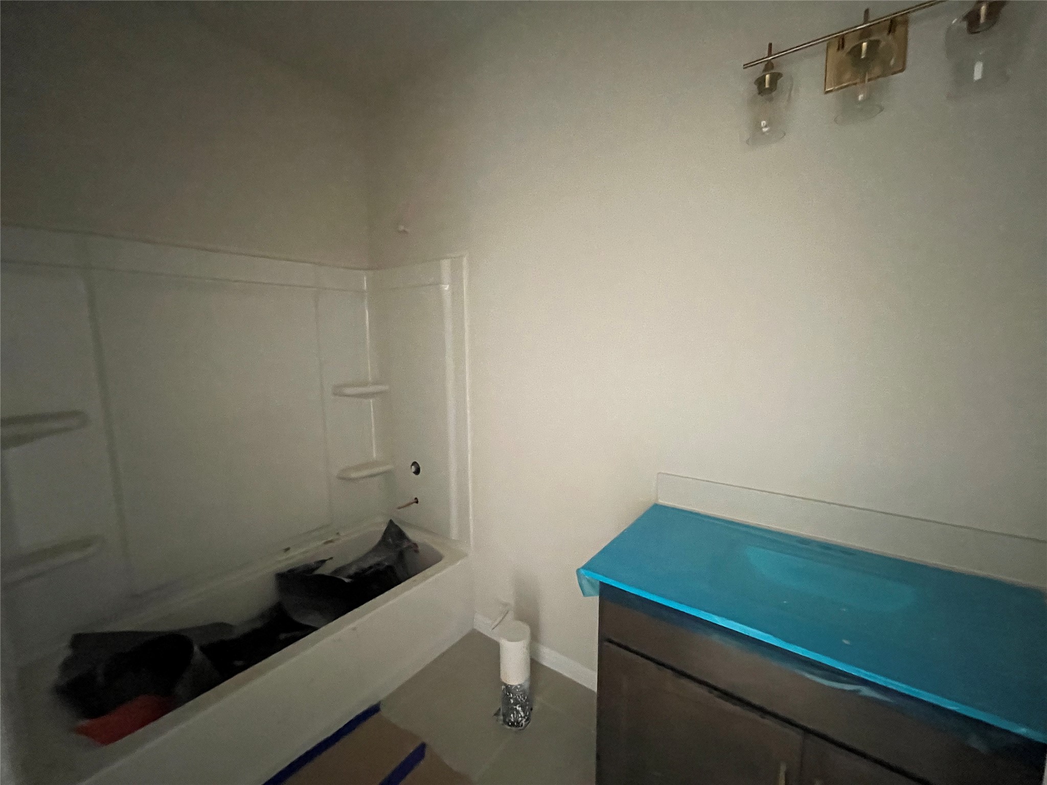 601 Palo Brea Loop Hutto, TX 78634 - Photo 7 of 39 a bathroom with a sink and toilet