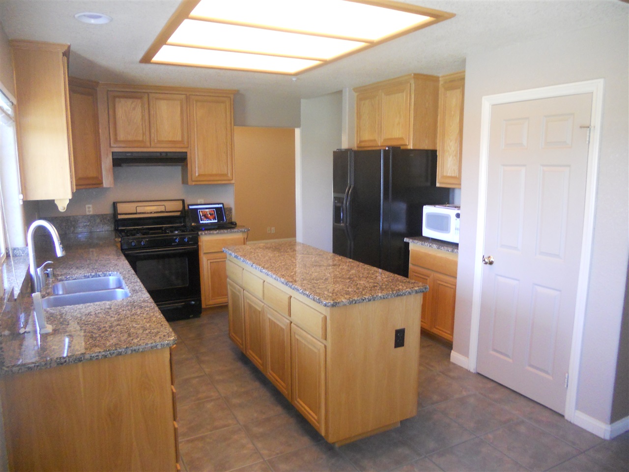 23825 Gymkhana Road Ramona, CA 92065 - Photo 6 of 24 Gallery Image 6