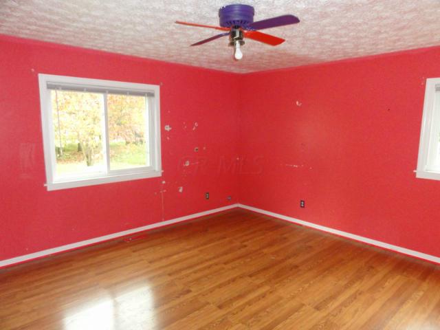 9580 Refugee Road Southwest Pataskala, OH 43062 - Photo 13 of 18