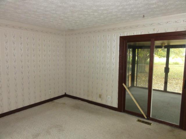 9580 Refugee Road Southwest Pataskala, OH 43062 - Photo 14 of 18