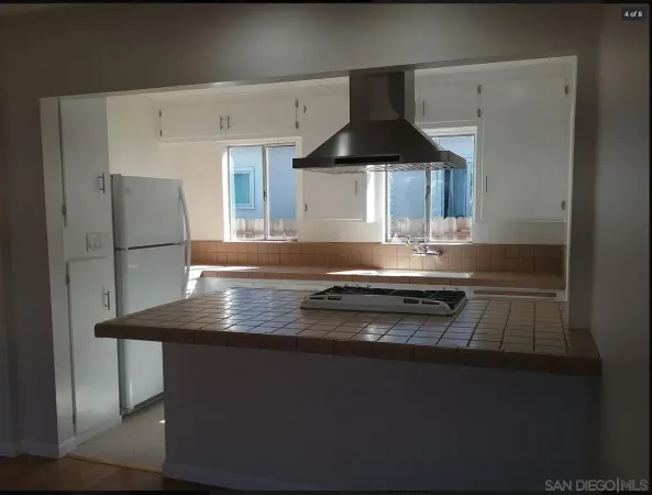 $2,600 | 4570 Muir Avenue, San Diego, CA 92107