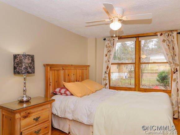 273 Beaverdam Road Asheville, NC 28804 - Photo 17 of 23 Gallery Image 17