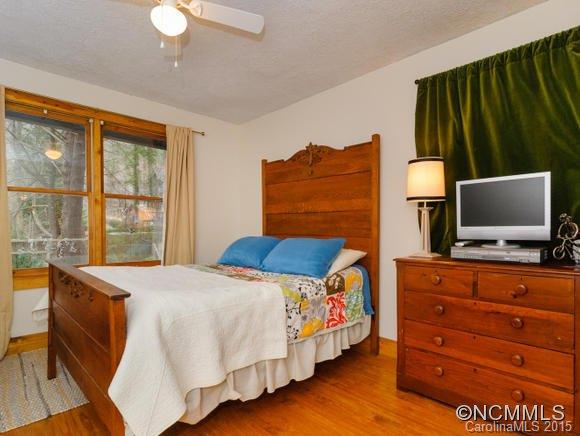 273 Beaverdam Road Asheville, NC 28804 - Photo 19 of 23 Gallery Image 19