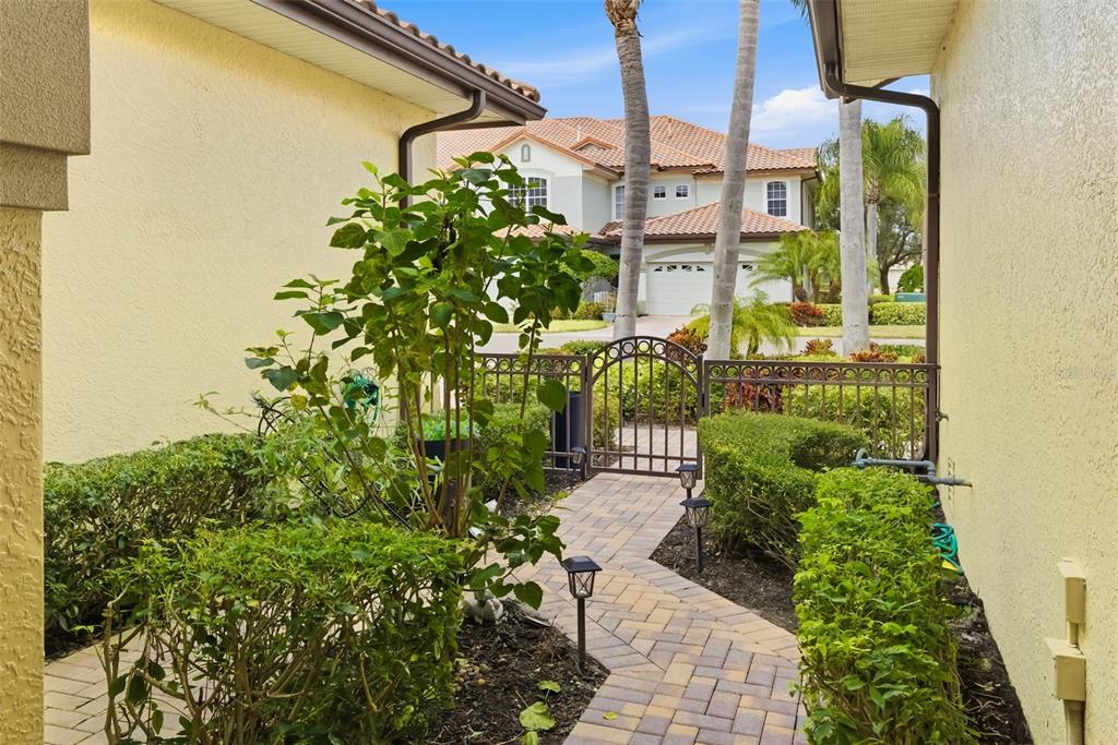 8407 Miramar Way Lakewood Ranch, FL 34202 - Photo 6 of 83