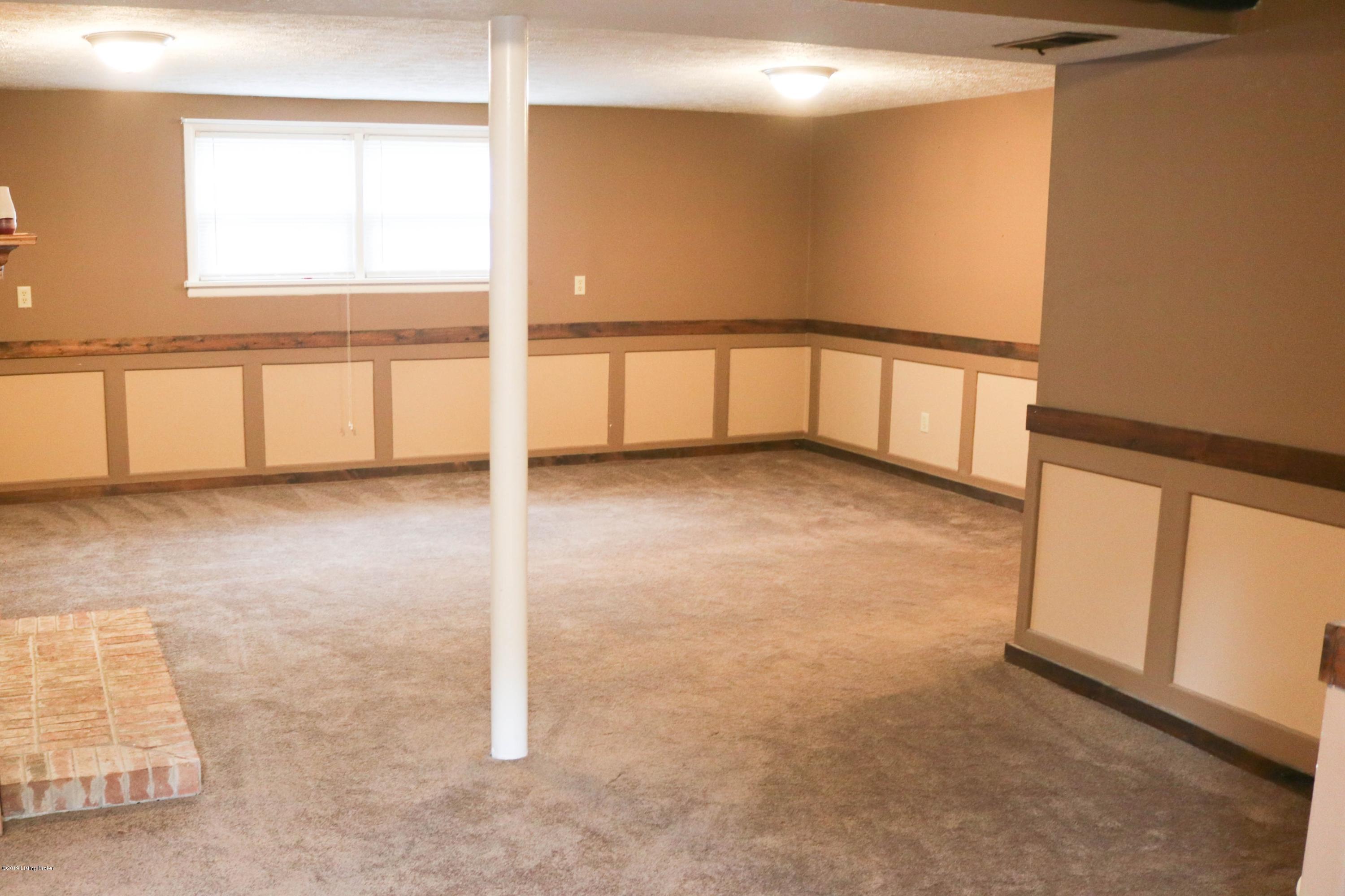 5300 Rayburn Road Louisville, KY 40272 - Photo 53 of 99 53
