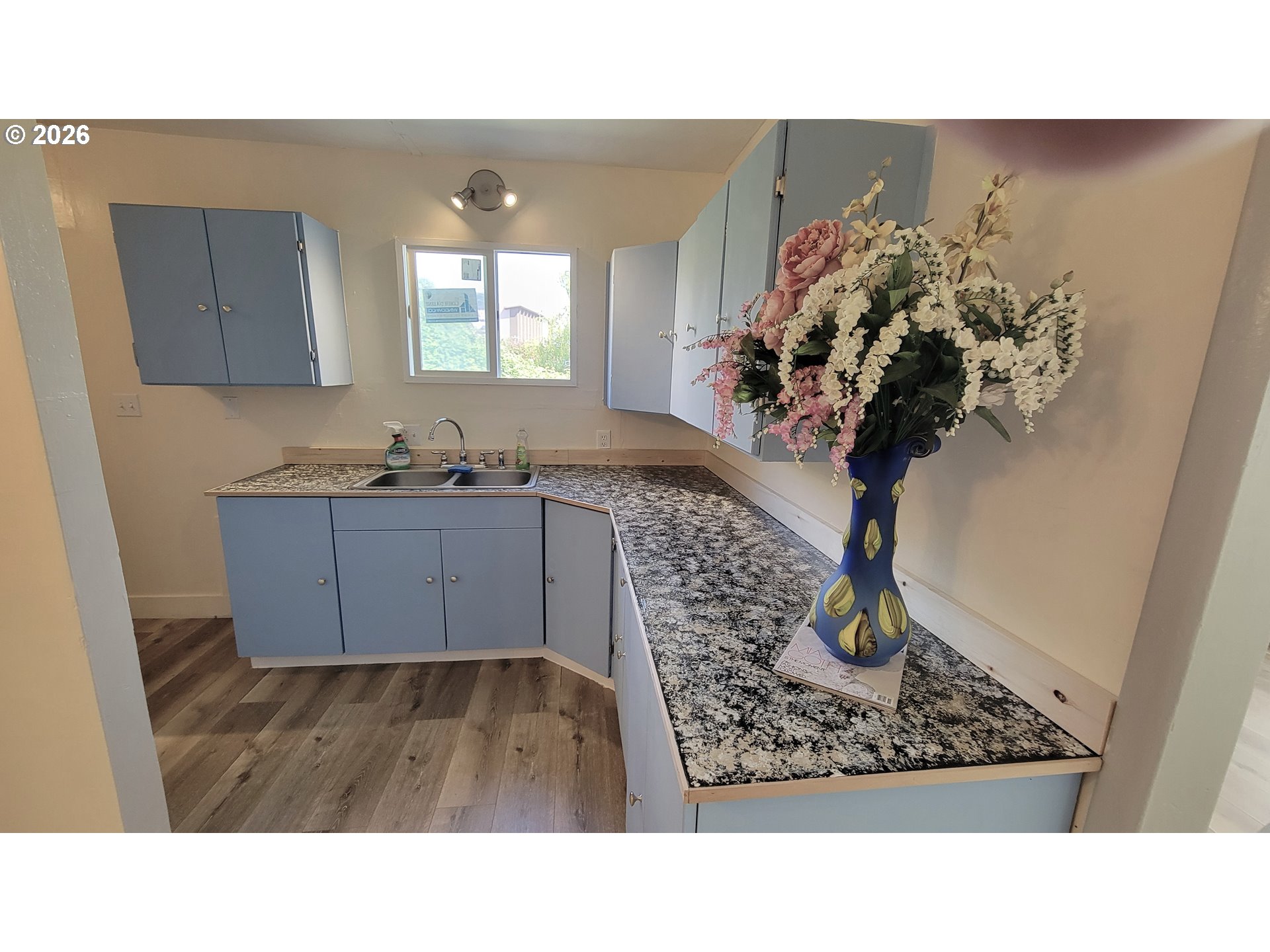 400 State Street North Bend, OR 97459 - Photo 10 of 26