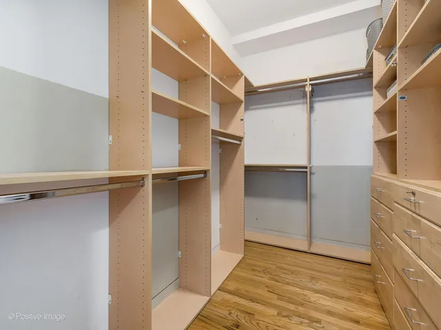 $810,000 | 1118 West Fulton Market, Unit 403, Chicago, IL 60607