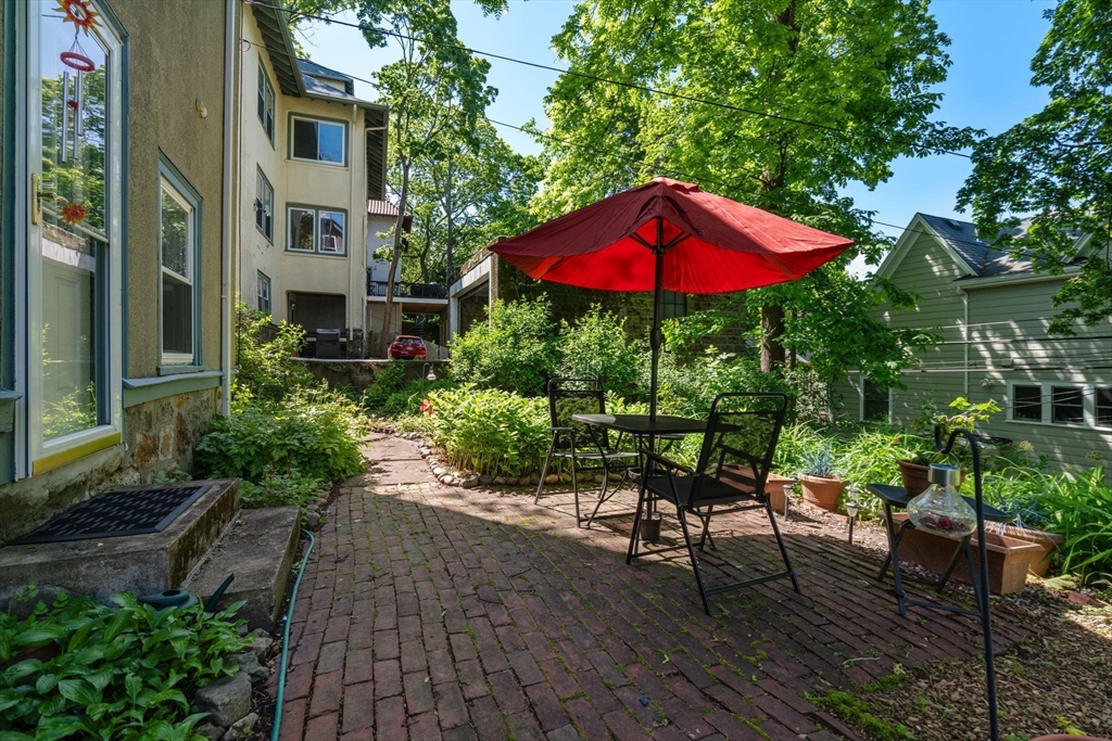 63 Winthrop Road, Unit 1 Brookline, MA 02445 - Photo 22 of 24