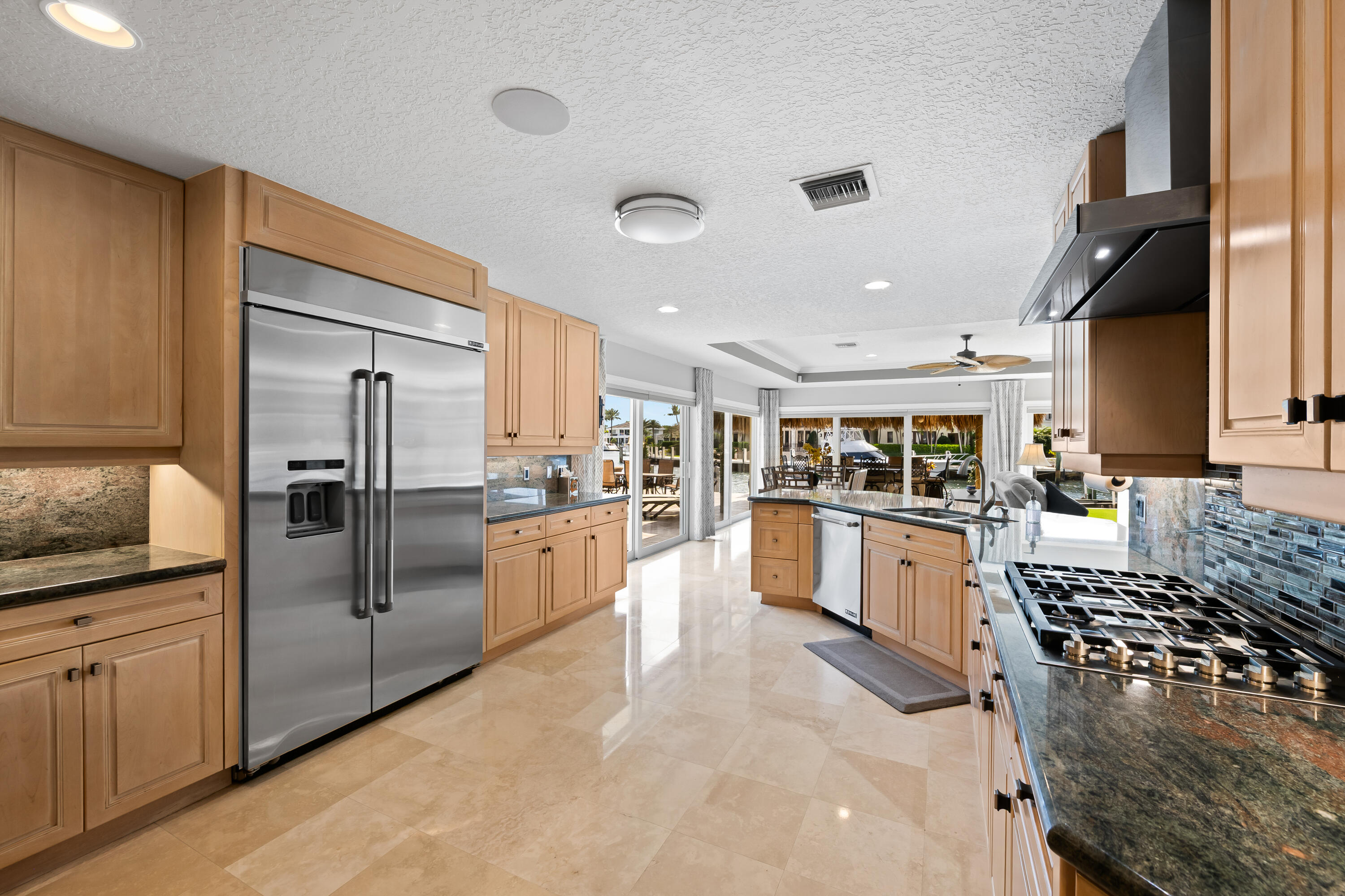 2600 Northeast 33rd Street Lighthouse Point, FL 33064 - Photo 18 of 69 DSC_3556