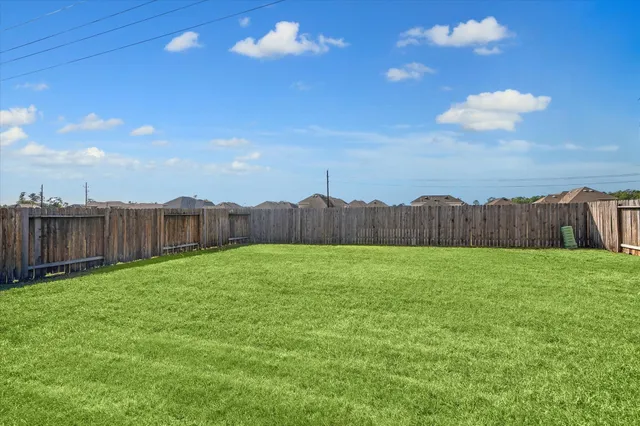 $1,925 | 24527 Sandusky Drive, Tomball, TX 77375