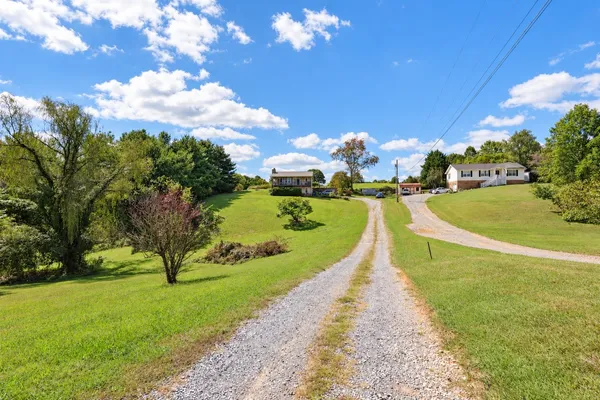 $329,000 | 1617 Rocky Hollow Road, Jonesborough, TN 37659