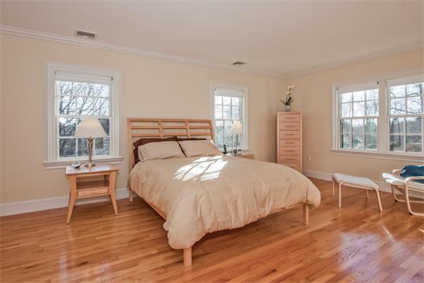 27 Bow Road Wayland, MA 01778 - Photo 12 of 30