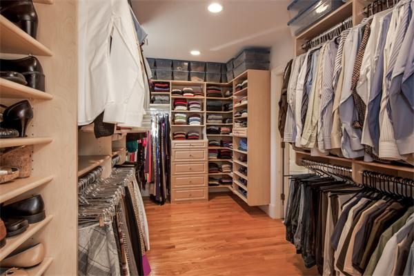 27 Bow Road Wayland, MA 01778 - Photo 14 of 30