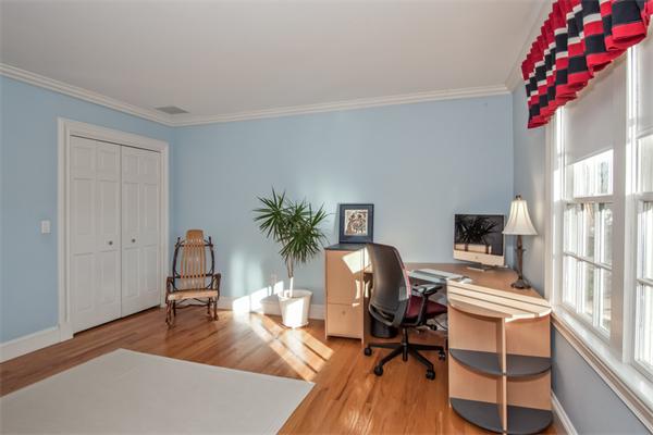 27 Bow Road Wayland, MA 01778 - Photo 17 of 30