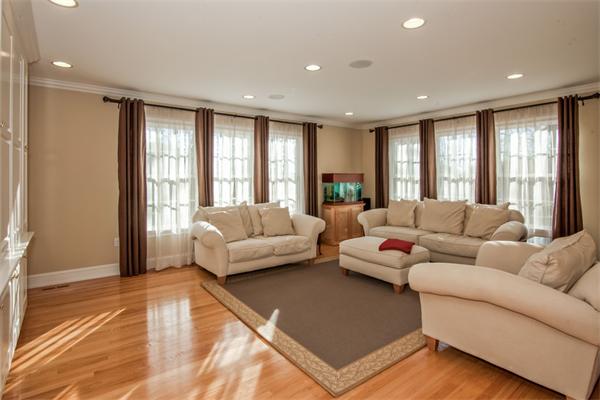 27 Bow Road Wayland, MA 01778 - Photo 8 of 30