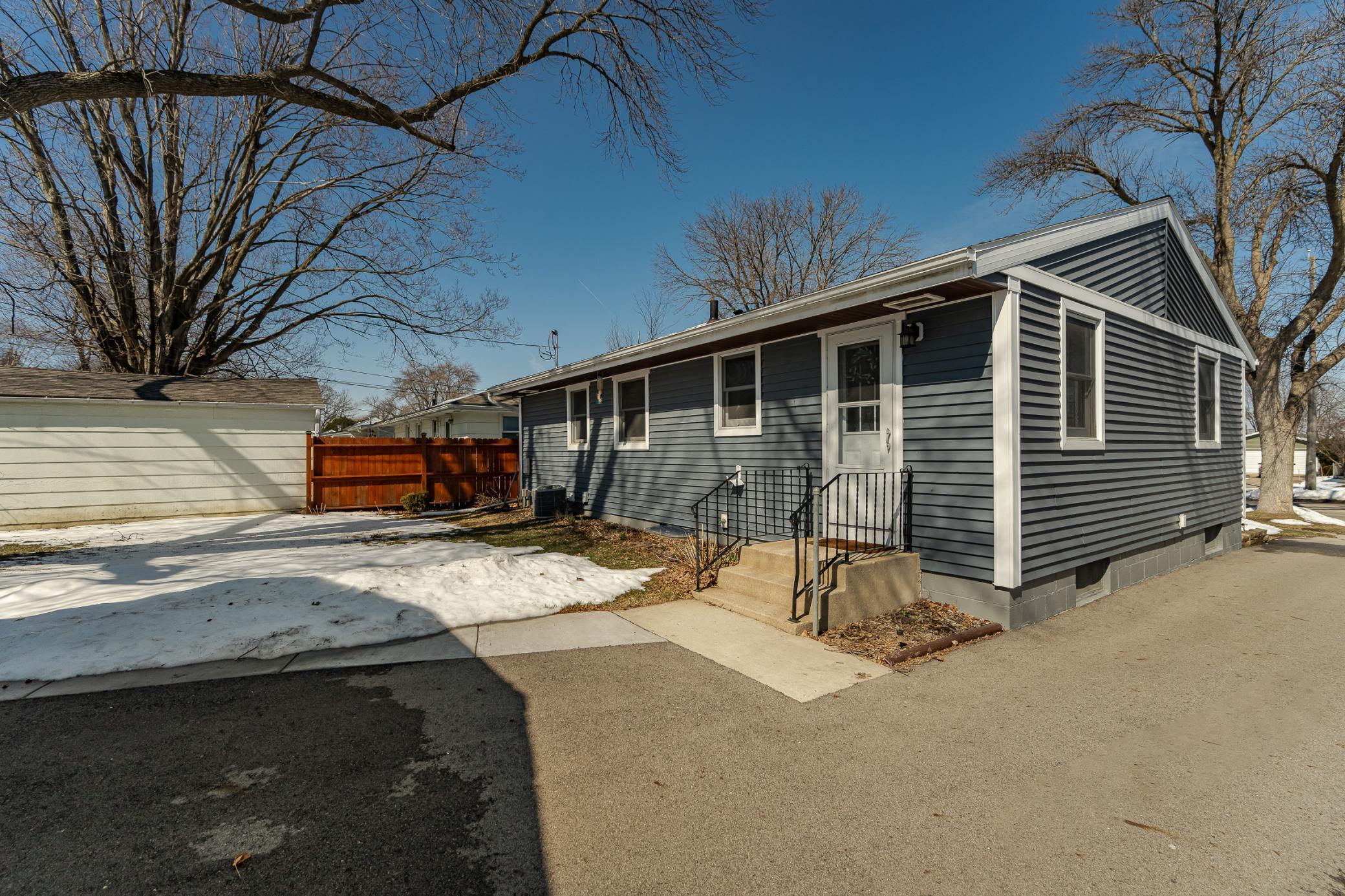 3914 7th Street Northwest Rochester, MN 55901 - Photo 21 of 32