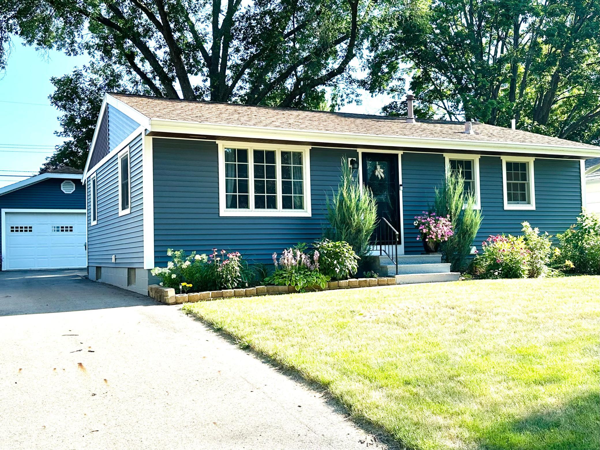 3914 7th Street Northwest Rochester, MN 55901 - Photo 31 of 32