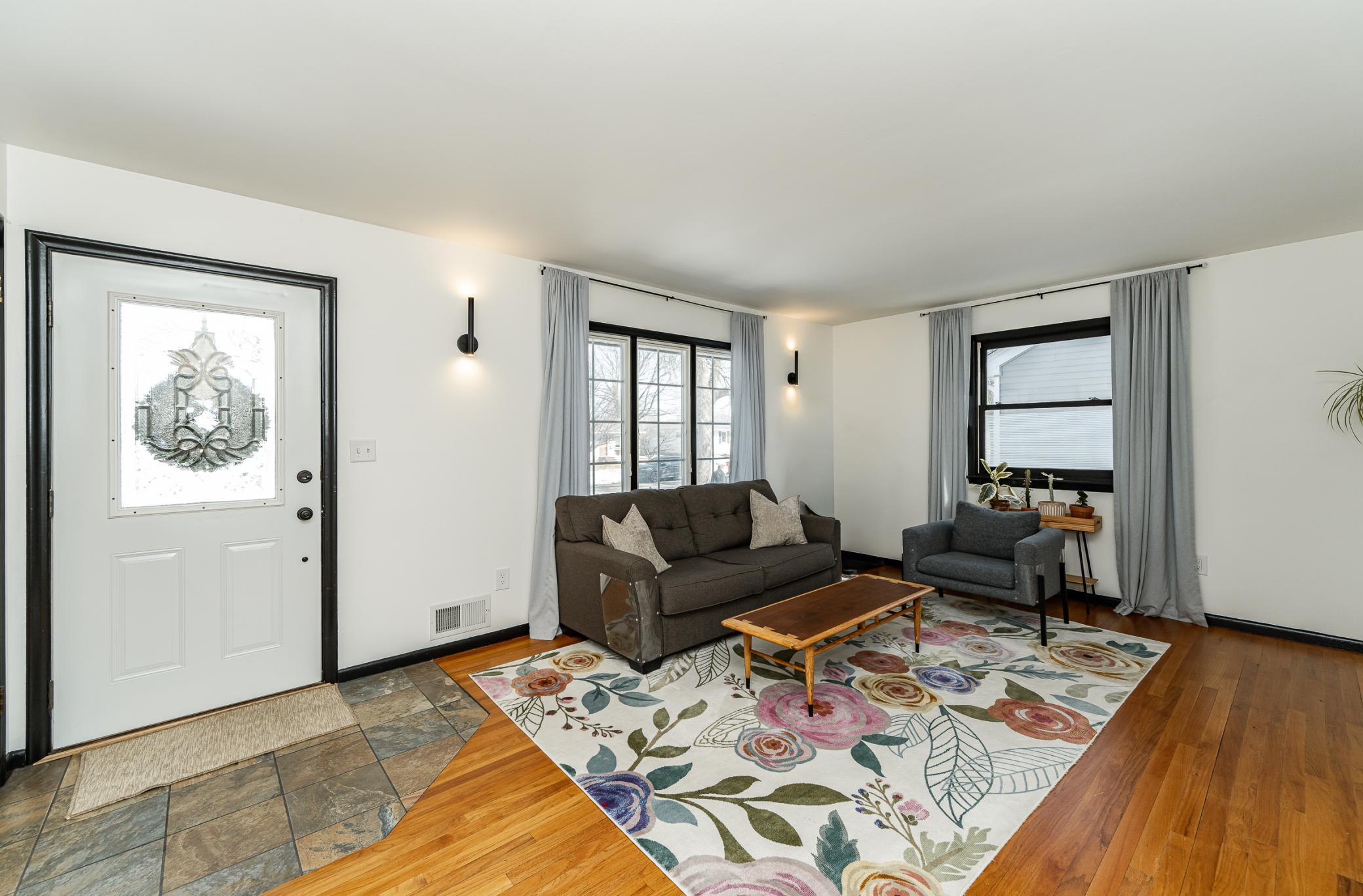 3914 7th Street Northwest Rochester, MN 55901 - Photo 5 of 32