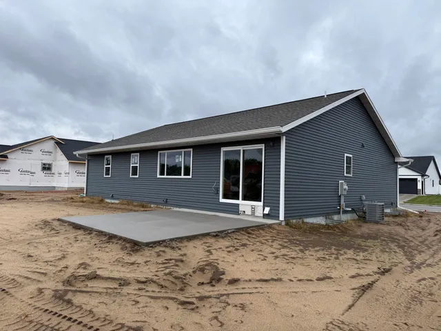 $469,900 | 1828 Arches Drive, Holmen, WI 54636