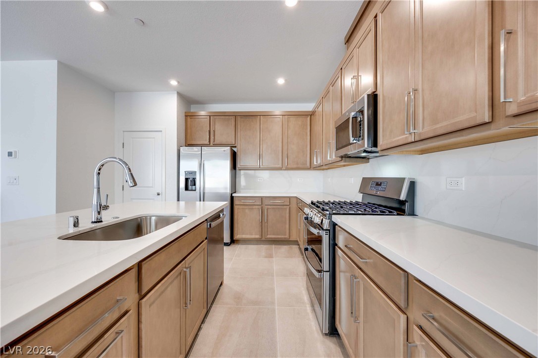 3356 San Ripalta Street Henderson, NV 89044 - Photo 8 of 20