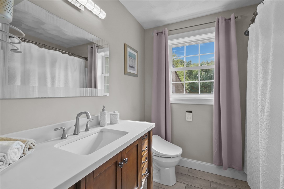 105 Amy Drive Cranston, RI 02921 - Photo 35 of 43 Full bath