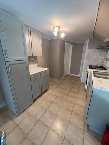 $2,200 | 117 Springside Avenue, Teaneck, NJ 07666