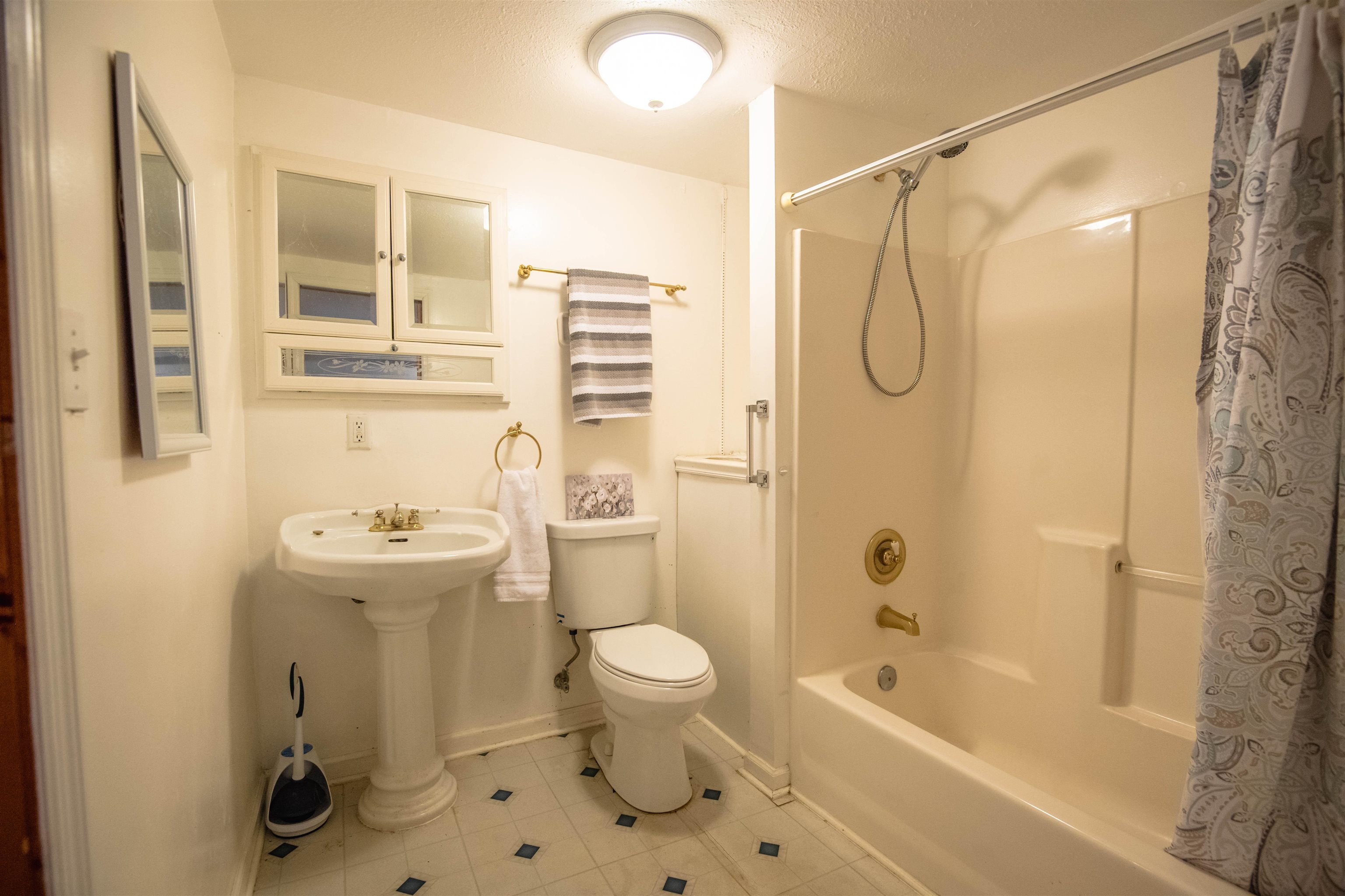 4135 Hjk Howard Road Tallahassee, FL 32305 - Photo 12 of 42