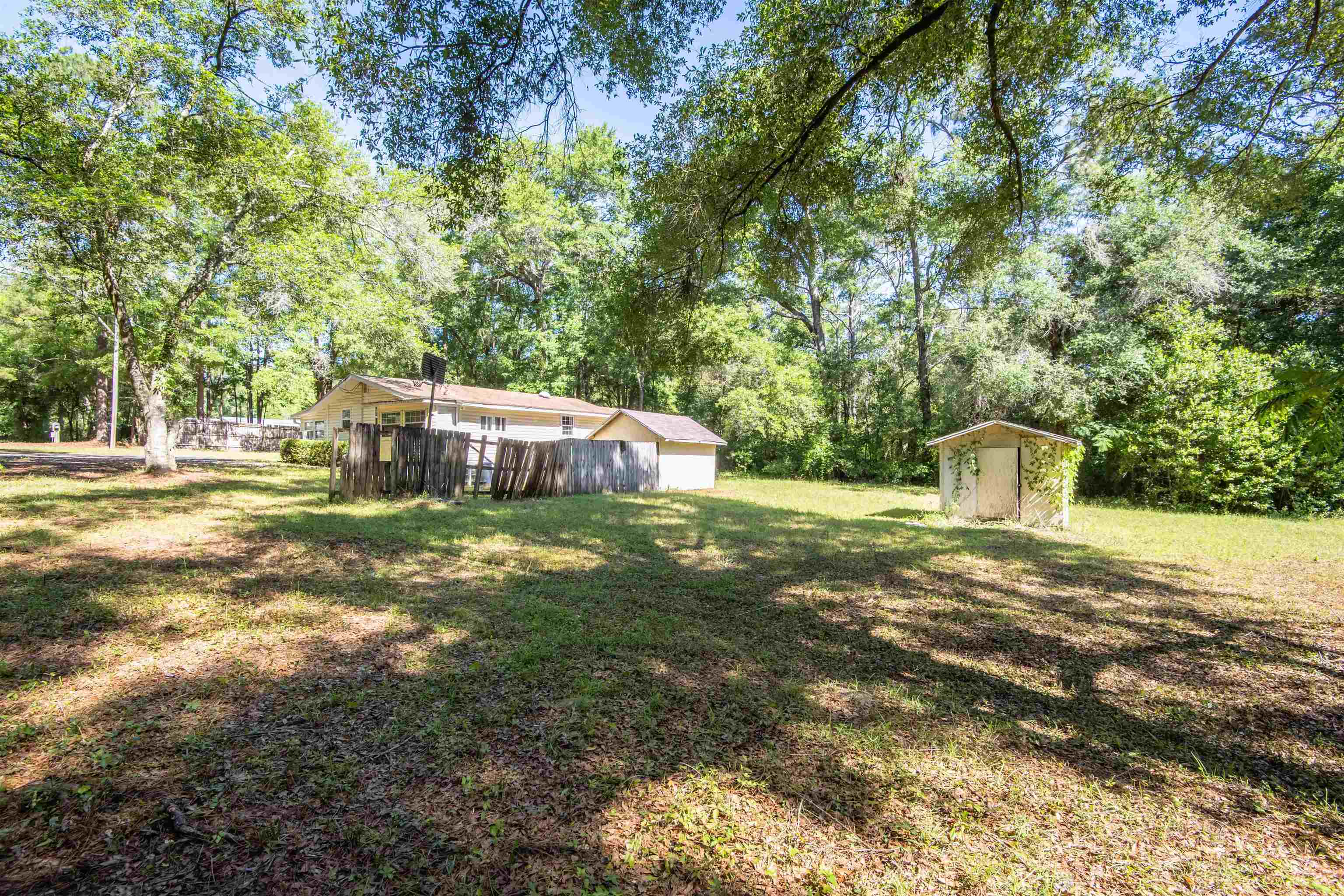 4135 Hjk Howard Road Tallahassee, FL 32305 - Photo 2 of 42