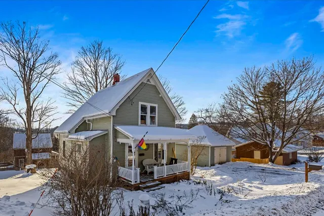 $275,000 | 7 Upland Avenue, Barre, VT 05641