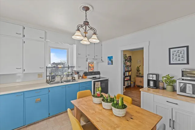 $275,000 | 7 Upland Avenue, Barre, VT 05641