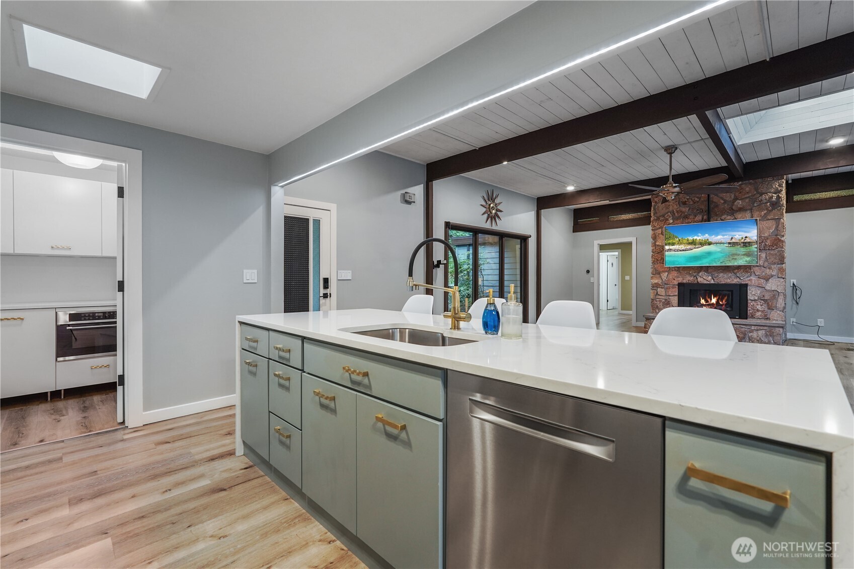 7015 Phillips Road Southwest Lakewood, WA 98498 - Photo 13 of 36 Gallery Image 13
