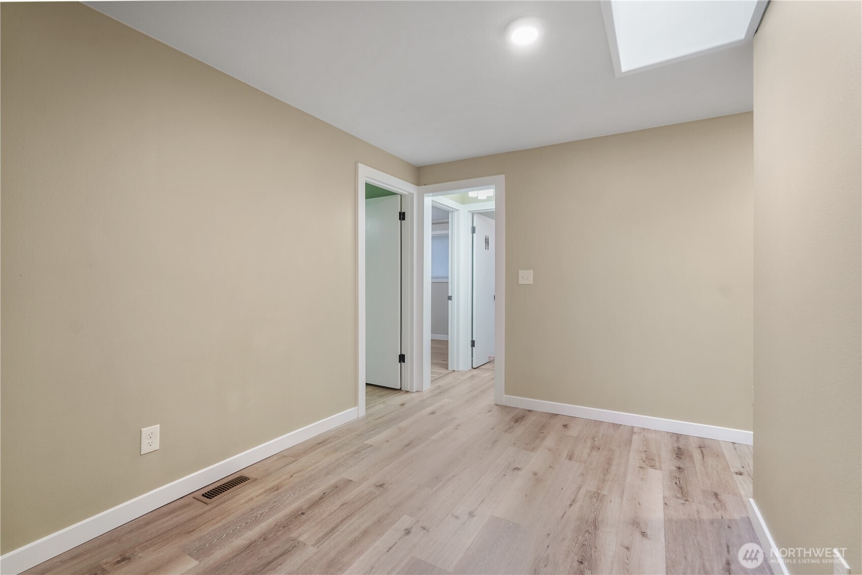 7015 Phillips Road Southwest Lakewood, WA 98498 - Photo 23 of 36 Gallery Image 23