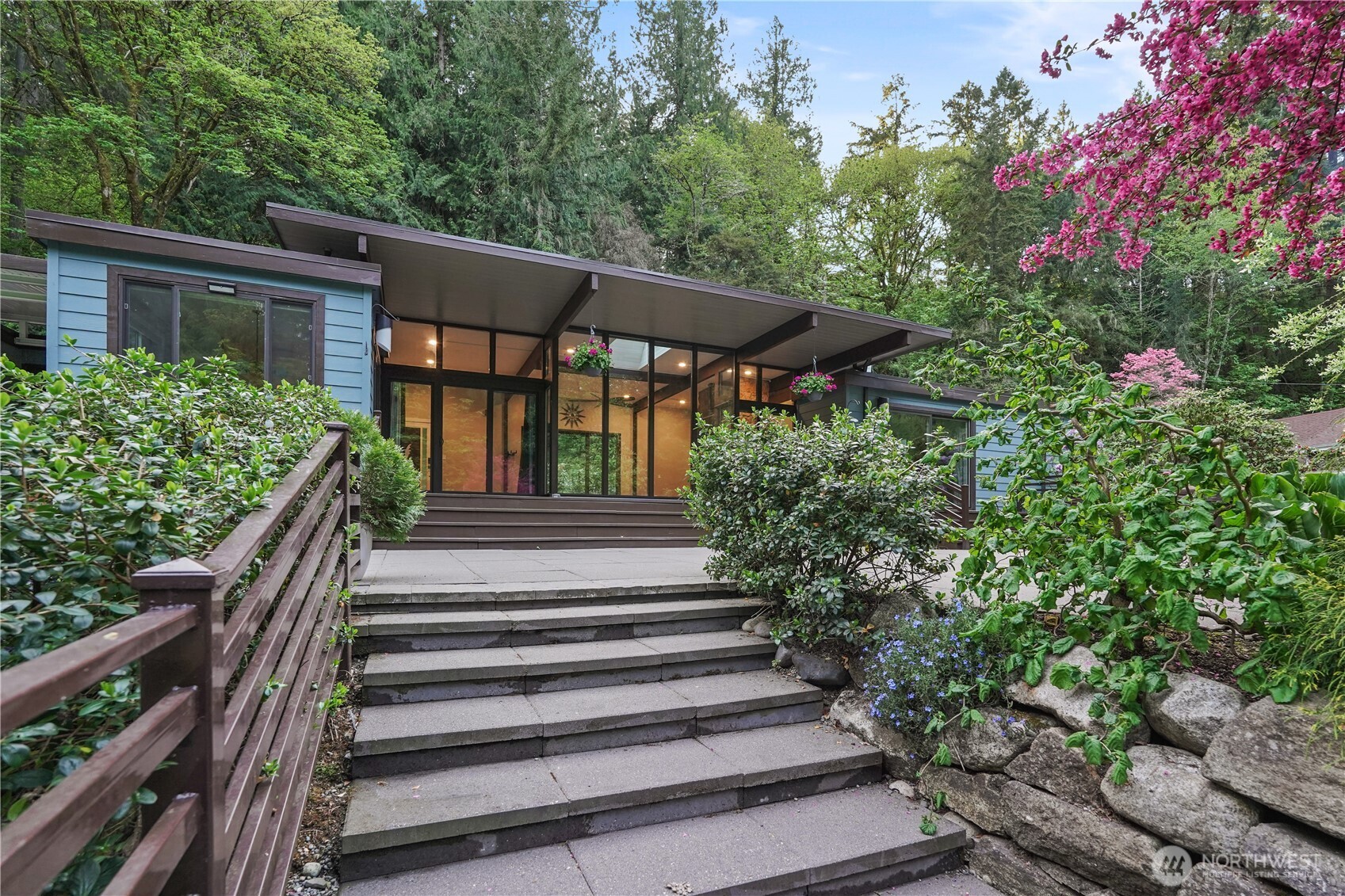 7015 Phillips Road Southwest Lakewood, WA 98498 - Photo 4 of 36 Gallery Image 4
