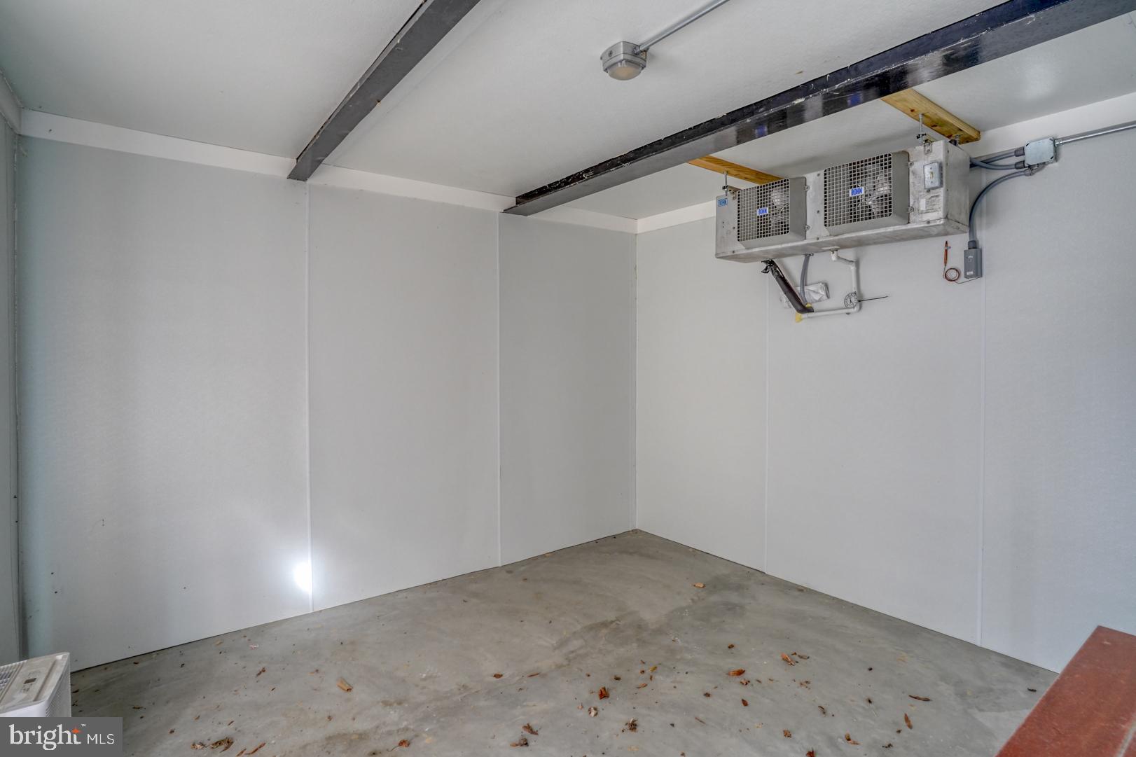 520 Mud Mill Road Marydel, DE 19964 - Photo 89 of 123 Walk in freezer