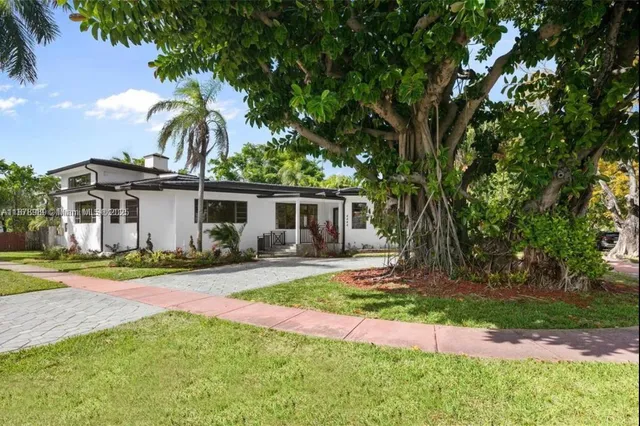 $14,500 | 4444 Adams Avenue, Miami Beach, FL 33140