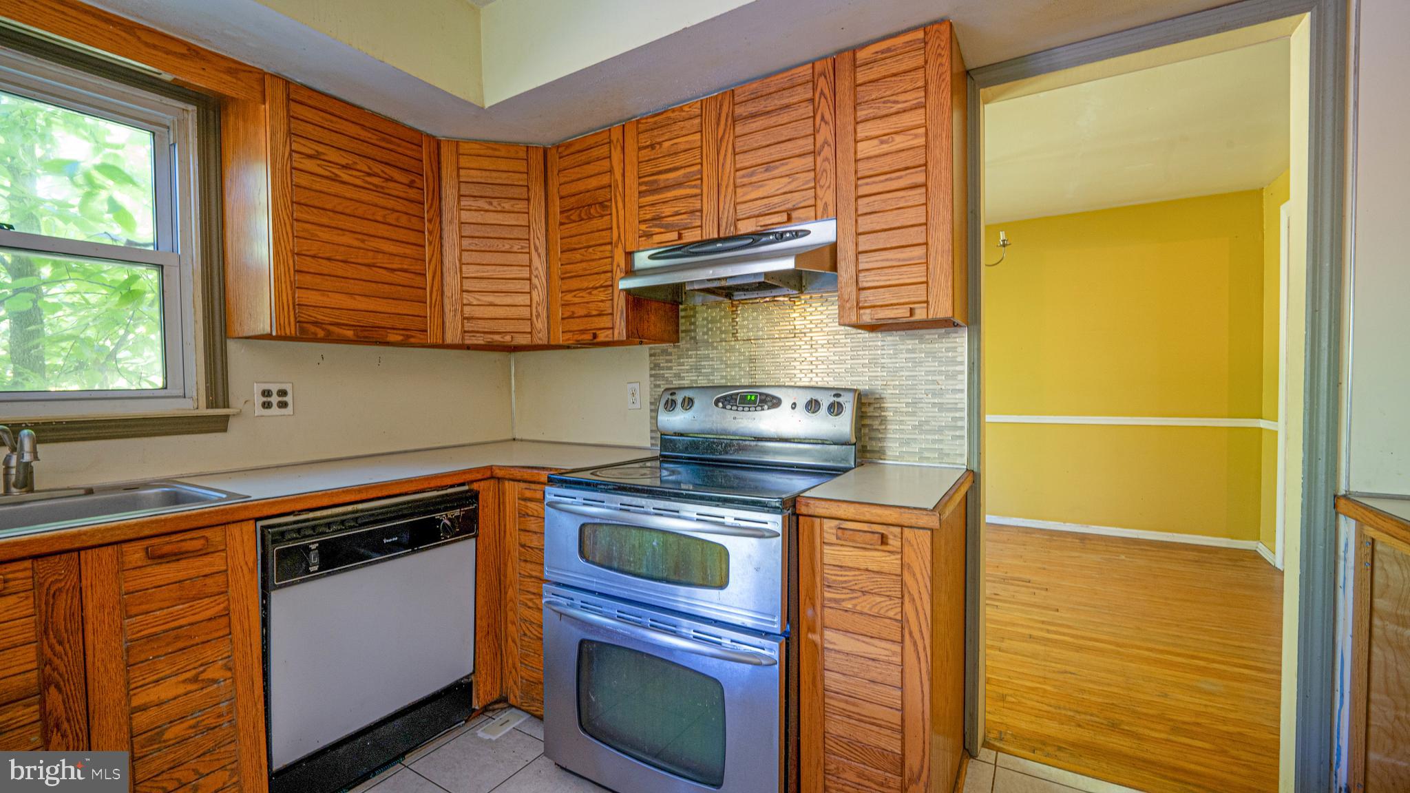 2121 Hemlock Road Eagleville, PA 19403 - Photo 3 of 35 Gallery Image 3