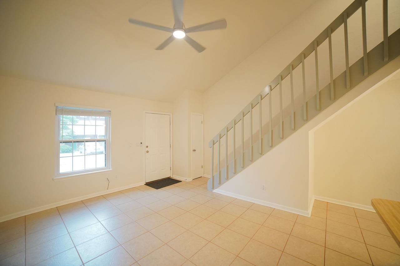 1240 High Road Tallahassee, FL 32304 - Photo 3 of 18