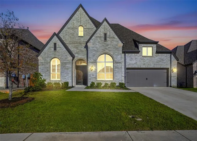 $689,999 | 2721 Garrison Drive, Melissa, TX 75454