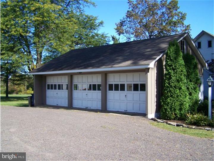 1722 North Ridge Road Perkasie, PA 18944 - Photo 22 of 25