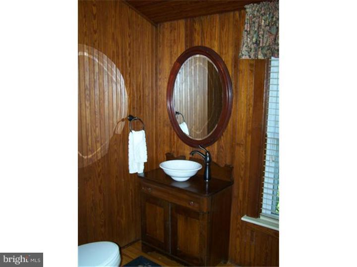 1722 North Ridge Road Perkasie, PA 18944 - Photo 8 of 25