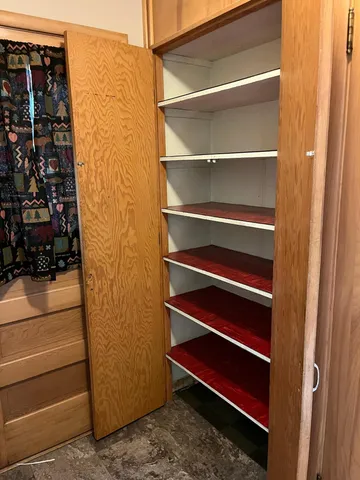 $179,000 | 651 River Road, Windom, MN 56101