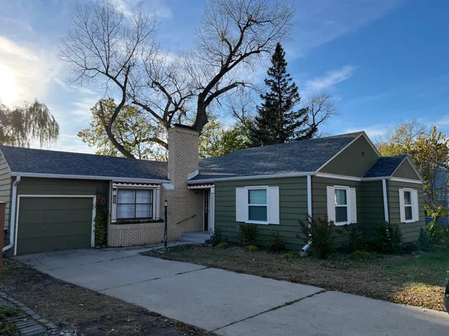 $179,000 | 651 River Road, Windom, MN 56101